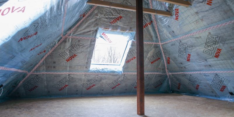 DELTA NOVAFLEX attic